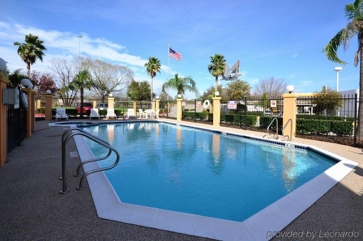 Best Western Plus Northwest Inn & Suites Houston Facilities photo